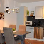 Residenz Prorer Wiek App 7 Strandnah, Mit Balkon By Unsere Urlaubszeit Apartman