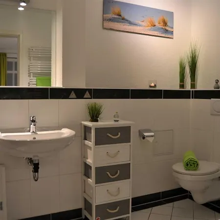 아파트 Residenz Prorer Wiek App 7 Strandnah, Mit Balkon By Unsere Urlaubszeit 빈츠